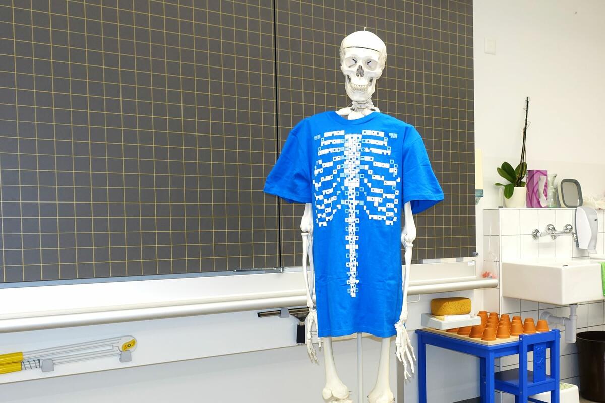 AR-T-Shirt