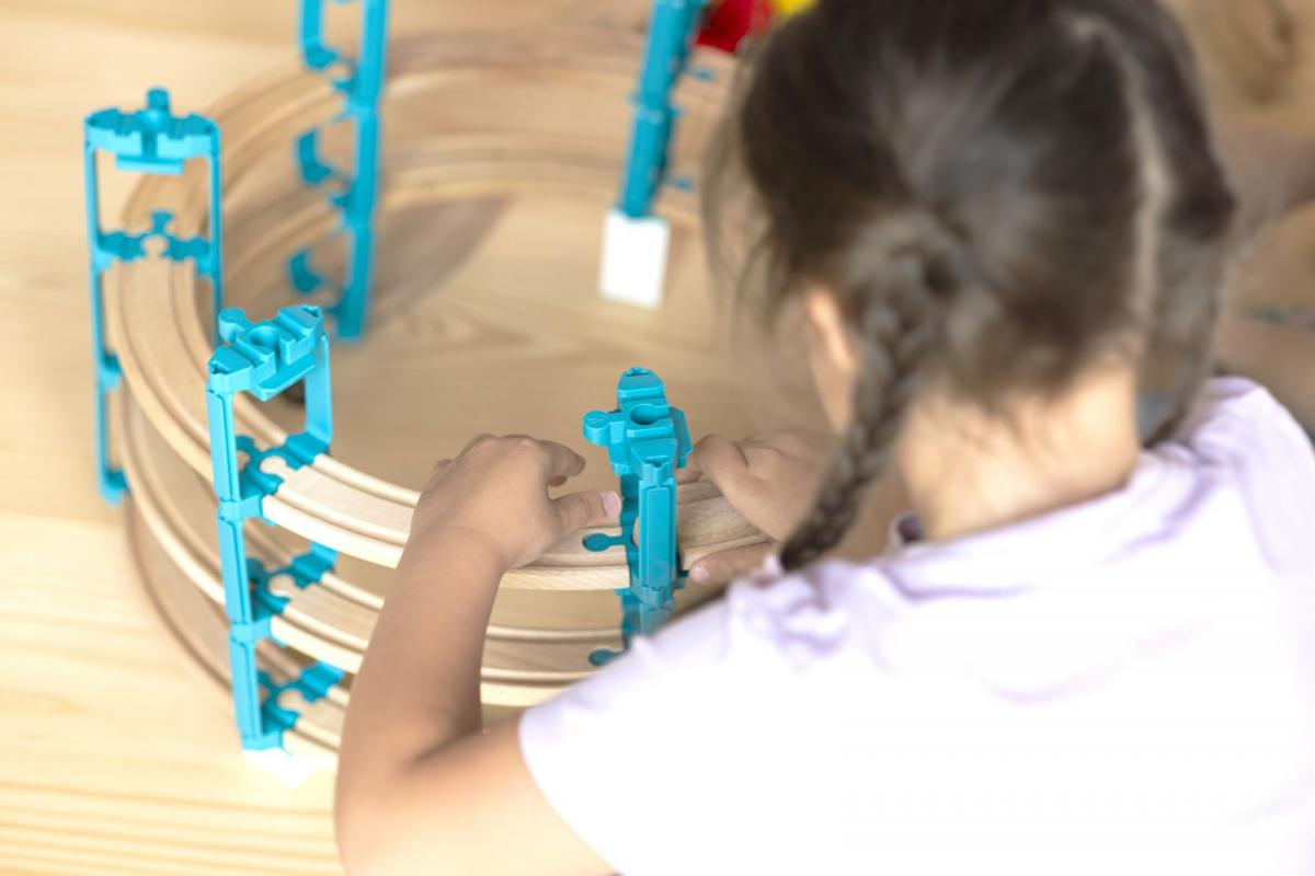 Holzschienen-Adapter